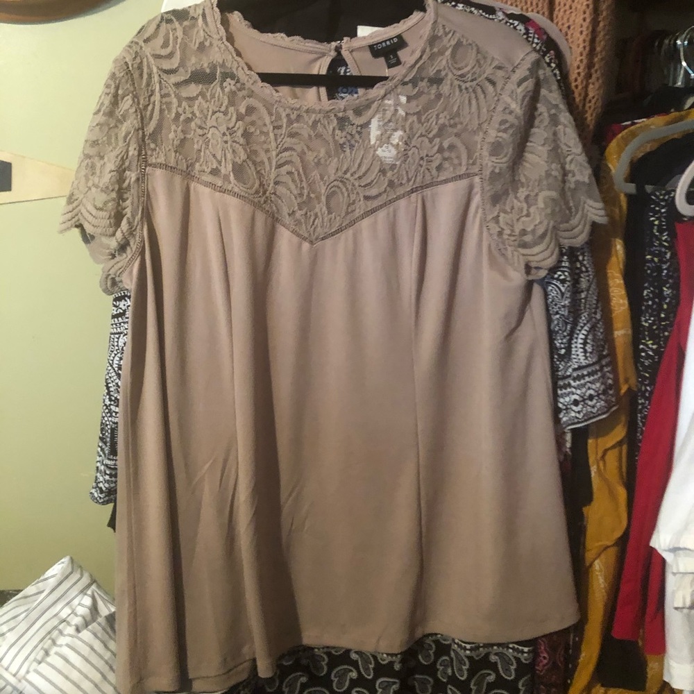 Lace neck shoulder and sleeve NWT